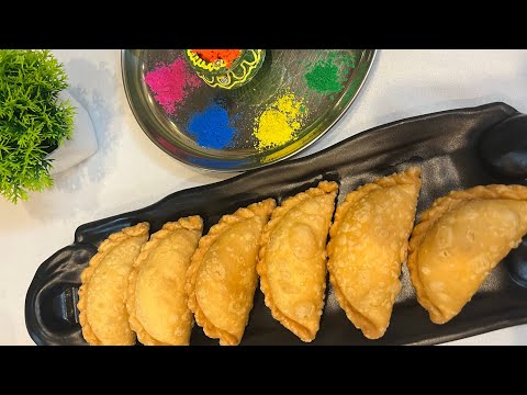 Sooji Mawa Gujiya Recipe | Gujiya Recipe | Aroma Kitchen