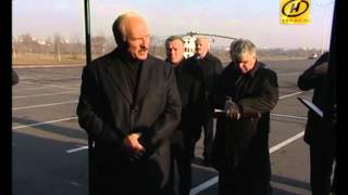 preview picture of video 'Лукашенко ознакомился с тем, как развивается дорожная отрасль в Могилёвской области'