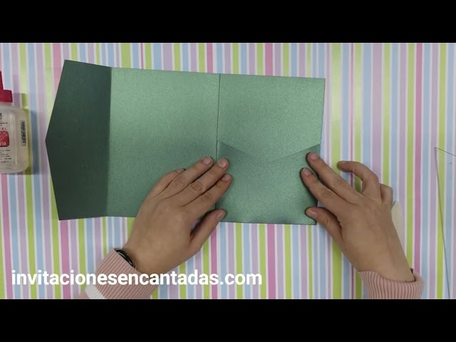 Vídeo relacionado con Set de papelería de 35 piezas con sobres, 10 sobres, 10 sellos de lacre autoadhesivos y 15 cartas de amor de papel vintage tamaño A5 para cumpleaños, bodas, invitaciones y tarjetas de felicitación
