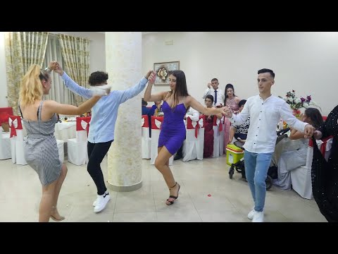 Shoqnia sa paska lezet (live) Alegri në vallen e shoqerisë