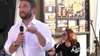 preview picture of video 'Agira - Assemblea Cittadina M5S - Intervengono Gianfranco Cancelleri e Paola Taverna'