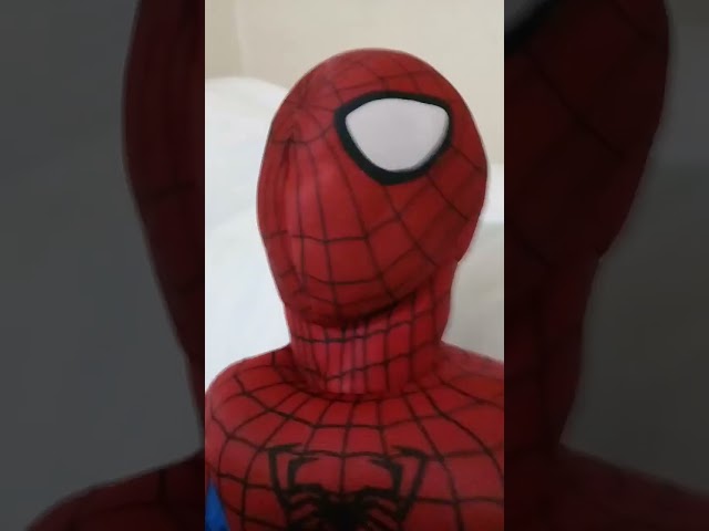 Vídeo relacionado con Manhattan Toy- Aviator Bear Animal Juguete de Peluche, Color marrón/Gris/Negro, Medium (155320)