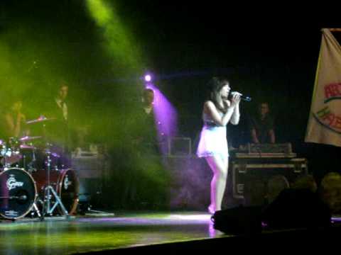 Amy Winehouse - Valerie (Cover: Janina Ribeiro)