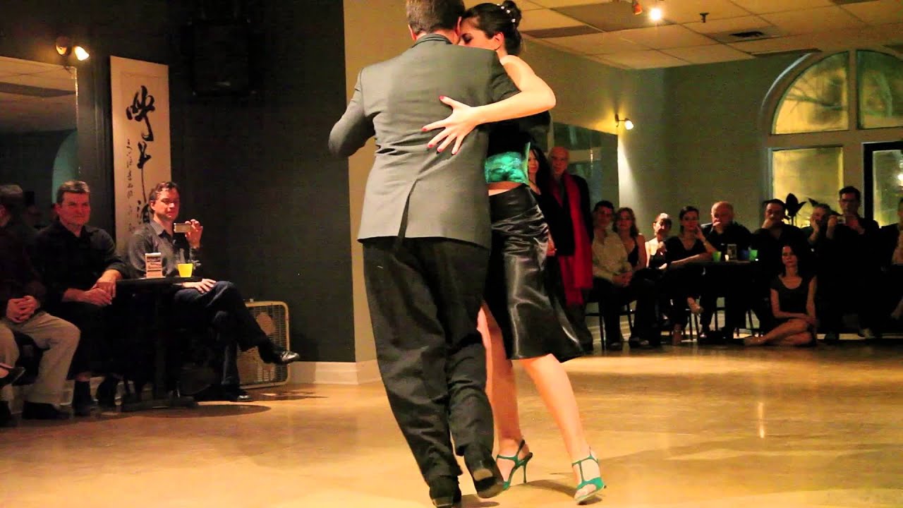Hernan Prieto et Daniela Roig, "Ya sale el tren" (tango), (1de3).