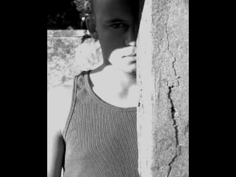 Rancore - Meglio feat. Apachekipe