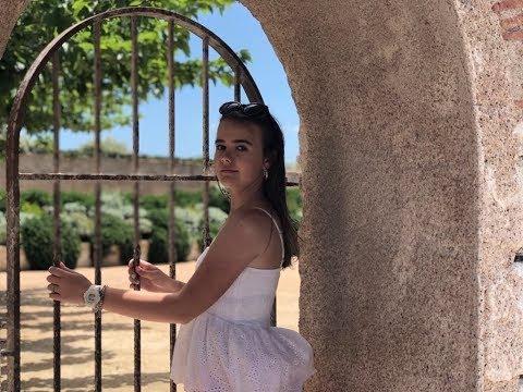 WERONIKA BASĄG - SCHOWAJ MNIE (cover)