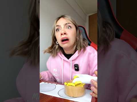 QUELLA CHE CUCINAVA CON LA CARTA IN CLASSE🤣