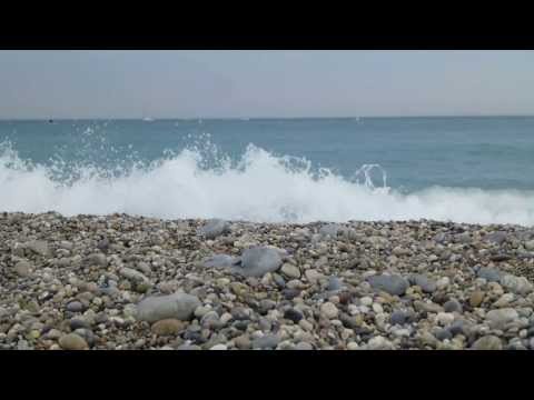 Two minutes at Villeneuve-Loubet beach, French Riviera