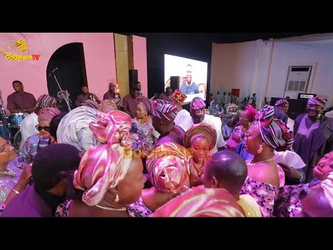KING SUNNY ADE THRILLS TOP BUSINESSMEN AND POLITICIANS AT THE 60TH BIRTHDAY GIG OF OLUFUNKE DANIEL