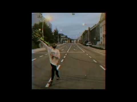 Totally Nothin - badstav