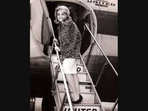 Bernadette Carroll - Don't Hurt Me (1965)