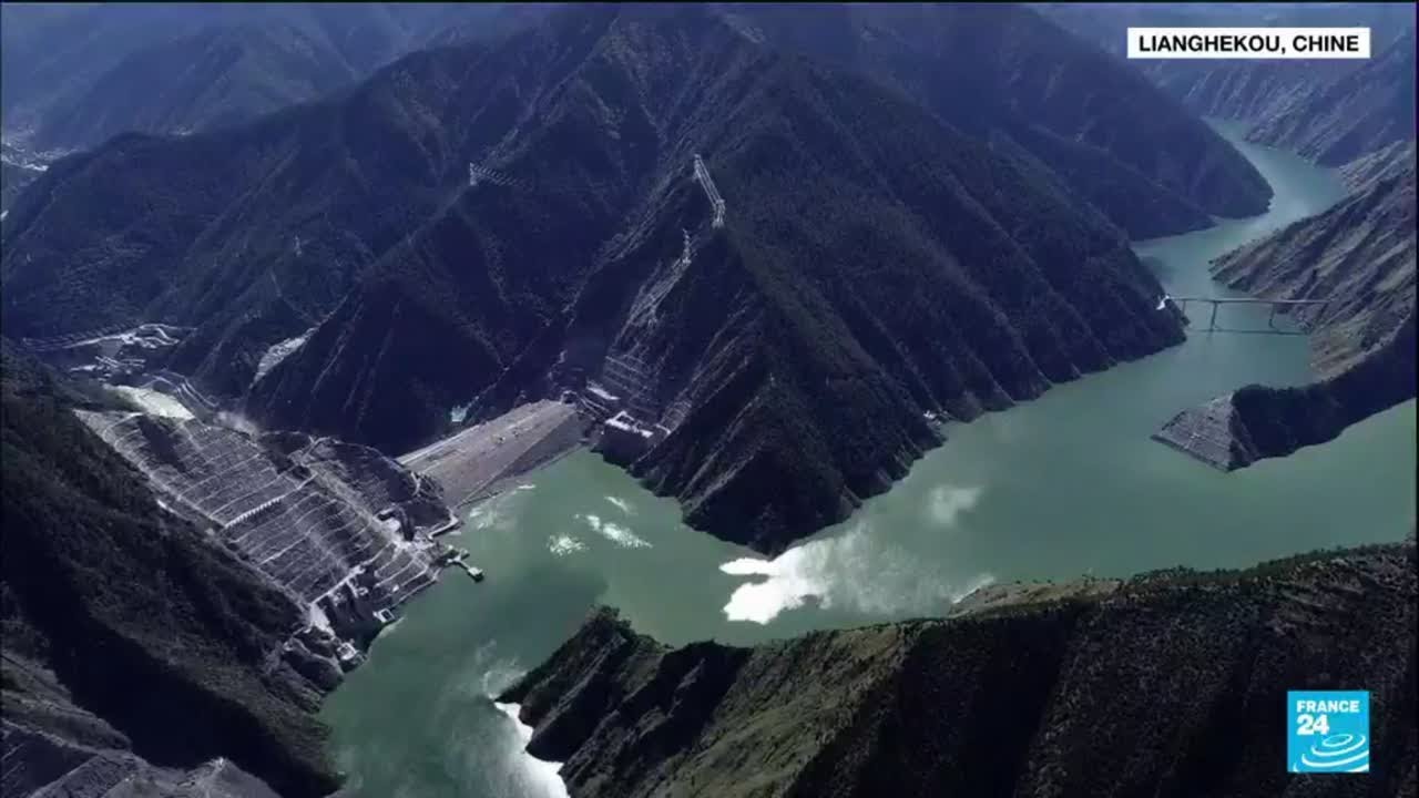 COP26 : la Chine s'équipe du plus haut barrage du monde – France 24