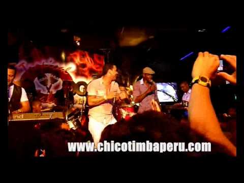 MAYKEL BLANCO Y SU SALSA MAYOR-DEBAJO DE LA BALACERA EN VIVO LIMA PERÙ 2011!!