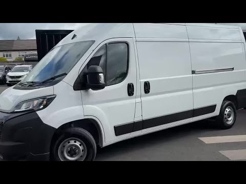 Peugeot Boxer L3 H2 335 Panel Van 2.2 BlueHDi 140b - Image 2