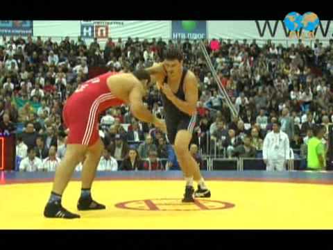 ISAYEV Ali (AZE) -- PODSEVALNICOV Andrei (MDA)  1/8 Finale