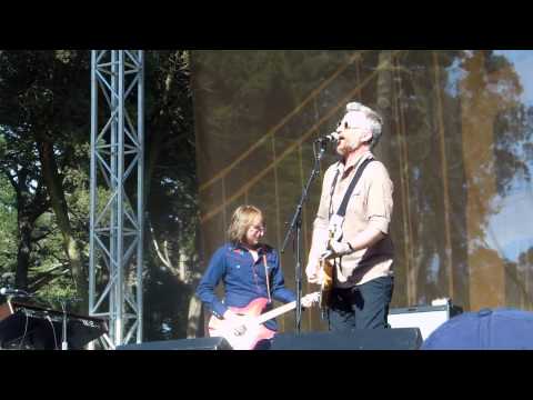 Billy Bragg - Waiting For The Great  Leap Forward