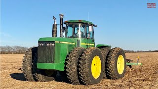 JOHN DEERE 8850 Tractor Working on Fall Tillage
