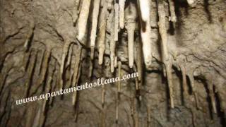 preview picture of video 'Cuevas Entrepeñas'