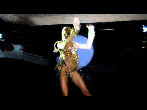 Suellen Ferraz - Rainbow Club Niver Kell Mendes