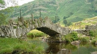 preview picture of video 'Lake District Walking: Slaters Bridge and the falls'