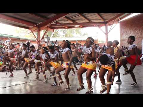 Amazing🥰 South african zulu Kids can sing and dance 💃 traditional songs 