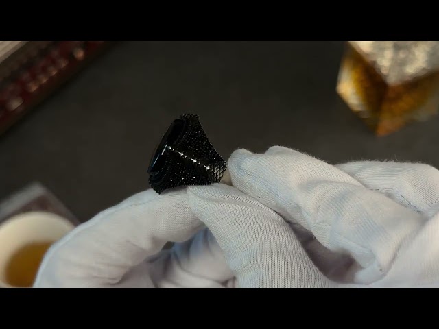 خاتم رجالي فضة مزين بحجر أونيكس أسود