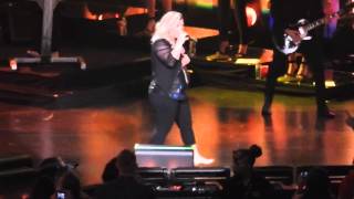 Kelly Clarkson- Nostalgic (Radio City Music Hall) 7/17/15