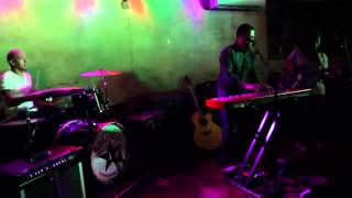 She Doesn't Want You   Saguijo