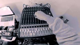 Dub Architect Hybrid Digital / Analog Dub Setup Overview & Bob Marley - Bend Down Low Live Mix