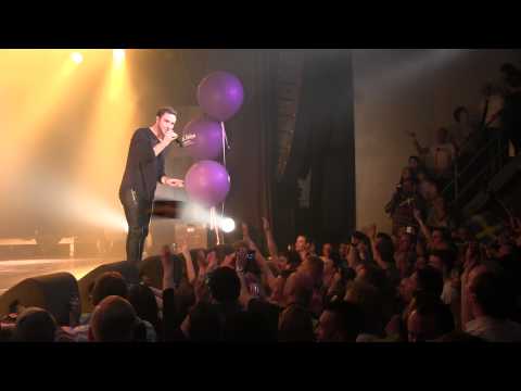 ESCKAZ in Amsterdam: Måns Zelmerlöw (Sweden) - Heroes (at Eurovision In Concert)