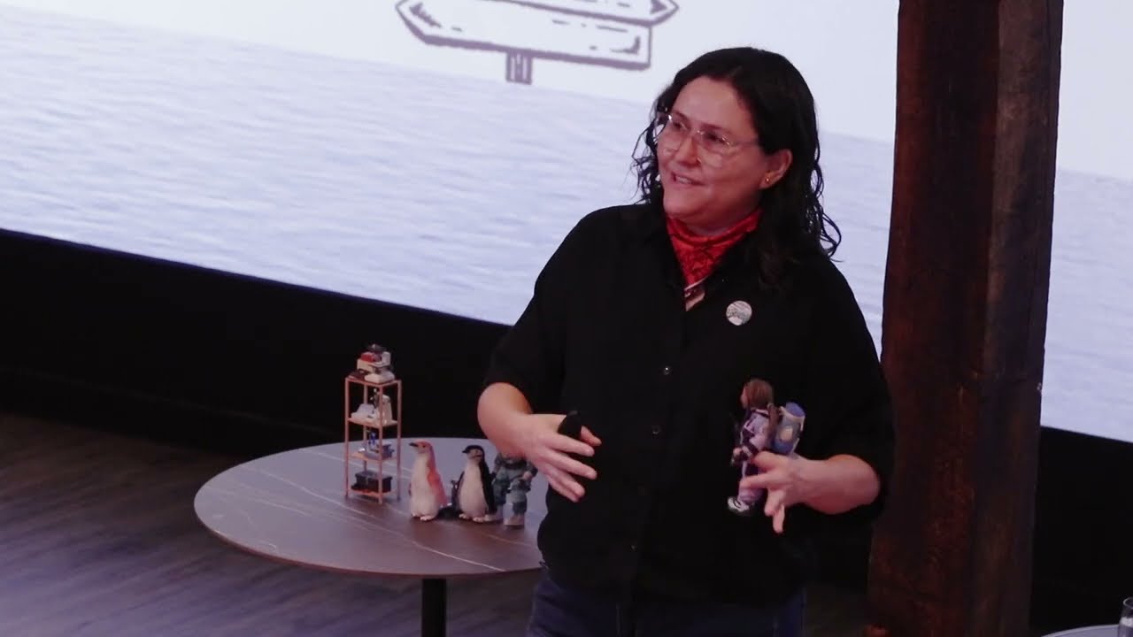 Describe tu aldea y serás universal | Ximena Araya | TEDxPunta Arenas