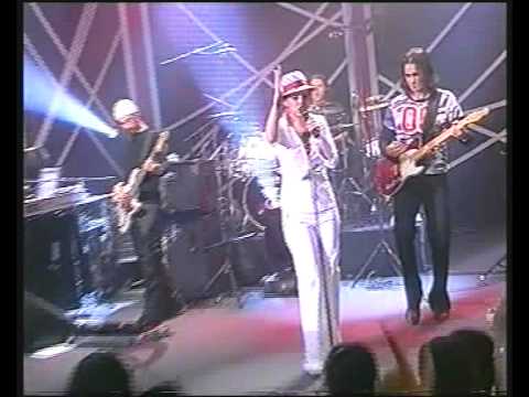 Chenoa-En otro cielo-Básico 40