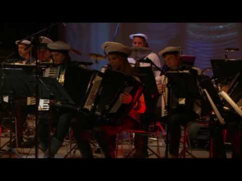 Sabeldans (Khachaturian) door accordeonorkest Dansende Vingers Meeuwen (B)