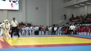 Download the video "KWU-2014. Final - Rintaro Imoto vs. Popov Gennadiy (Boys 12-13 years -50 kg)"