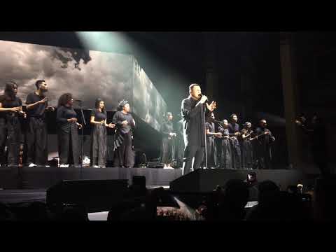 TULUS-Langit Abu Abu KONSER MONOKROM TULUS(istora senayan)