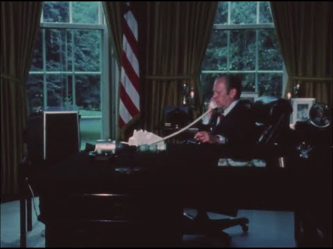 President Ford speaks with the Astronauts and Cosmonauts aboard Apollo-Soyuz on July 17, 1975