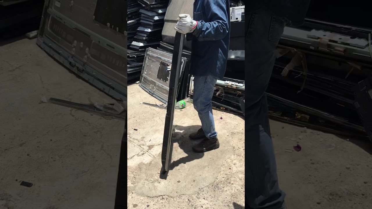 Destrucción de televisor