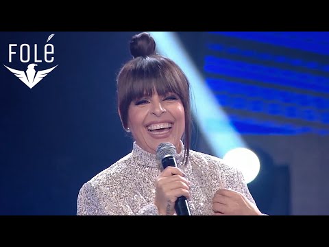 Aurela Gace - Ma Fal Ate Buzeqeshje (Live - Tribut per Nexhmije Pagarushen)