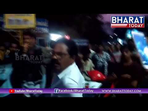 Advocate Hulchul In Bhimavaram | Advocate Fight With Traffic Police Video