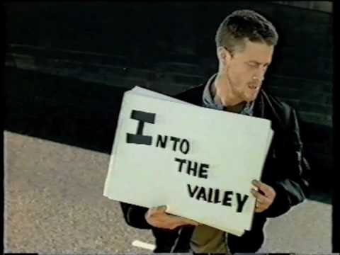 「Whose disease is cat's skin?」って、何言ってんの？ / MAXELL「INTO THE VALLEY」