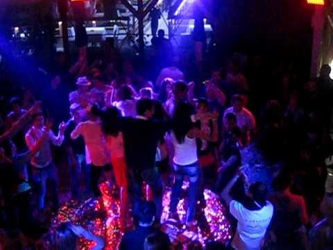 Terri B live in Lazurny Bereg Club (St.Petersburg,Russia 26.08.11)