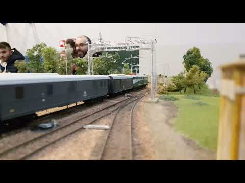 Trenini in mostra Carnate 2022 - plastico GFO - 646 Lima Expert con diretto in grigio ardesia