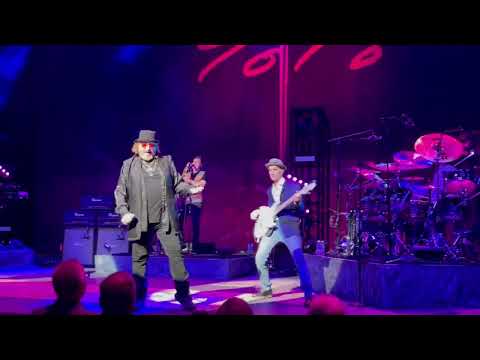 James Ross @ ToTo - "Rosanna" / With A Funky Twist - www.Jross-tv.com (St. Louis)