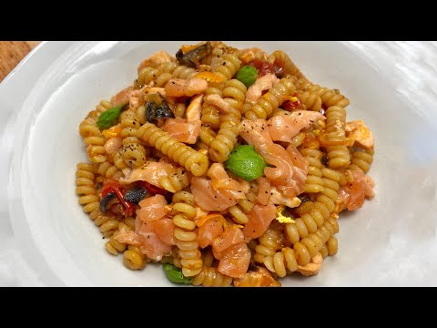 Un sugo per la PASTA, con POCHI ingredienti e pronto in 10 MINUTI!