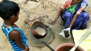 How To Fry Puffed Rice — Santali Tribe Village People Primitive System