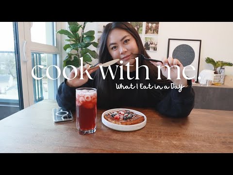 What I Eat in a Day // cook with me, dumplings, easy recipes | Tiffy Cooks Vlog