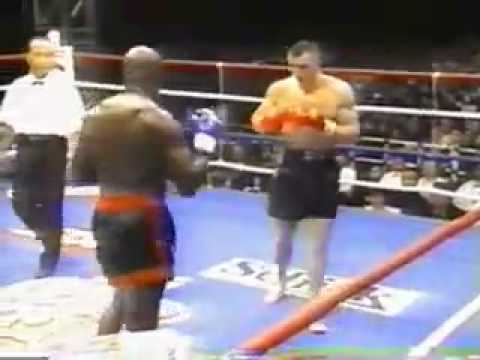 Mirko Cro Cop vs Ernesto Hoost - K-1 World GP 1999 Final