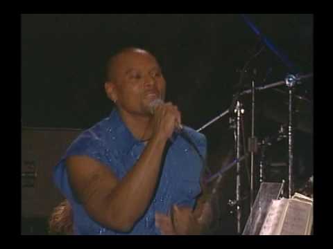 Dionne Warwick - I Say A Little Prayer