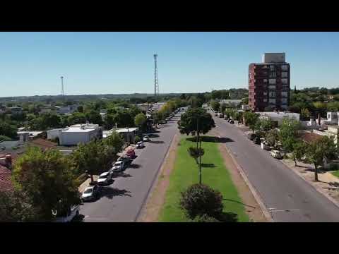 Video de YouTube - CASA 3 DORMITORIOS gge y barbacoa CON VISTA AL RIO en COLONIA