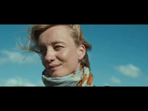 「Hola señorita」: ウェブカメラがオランダ人女性を追った